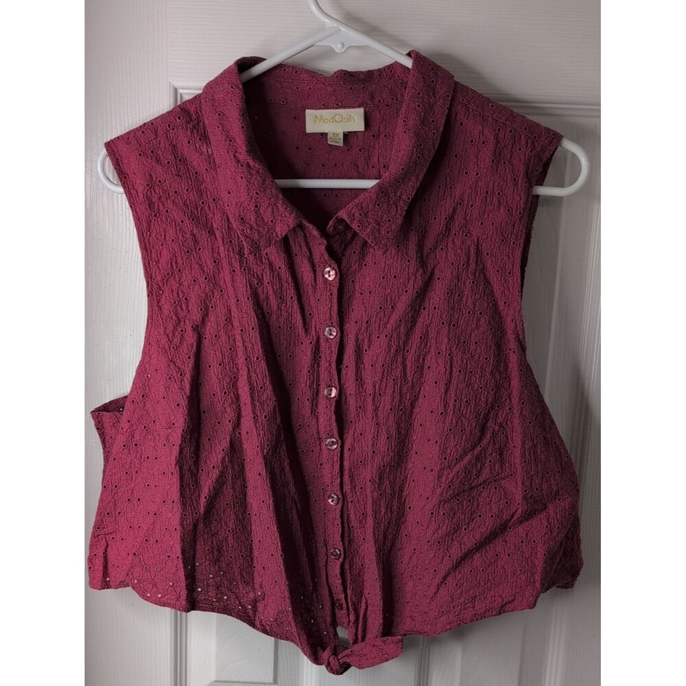 Modcloth Dusky Rose Eyelet Sleeveless Button-Front Tie Hem Top Size 3X